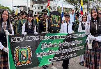 Participación en Desfile Aniversario de Barrancabermeja